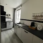 Duplex Chic Et Pratique Apartment