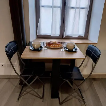 Duplex Chic Et Pratique 아파트