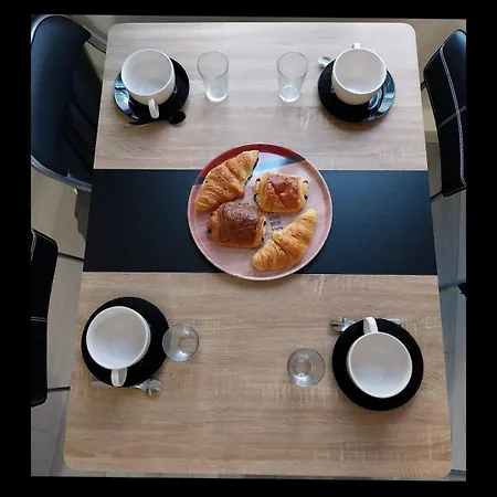 Duplex Chic Et Pratique 아파트